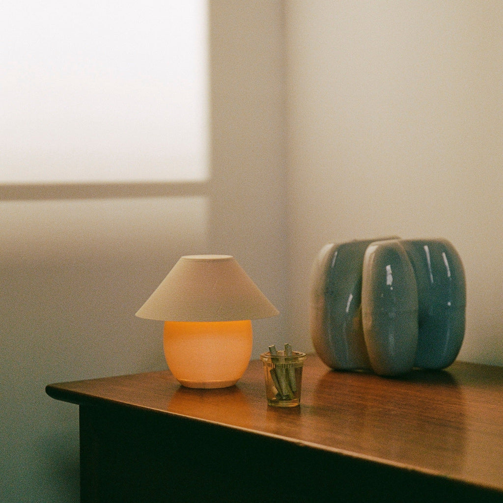 Scoop Lamp | 3D Printed Ceramic-Inspired Designer Table Lamp – Analuisa Corrigan x Wooj Design