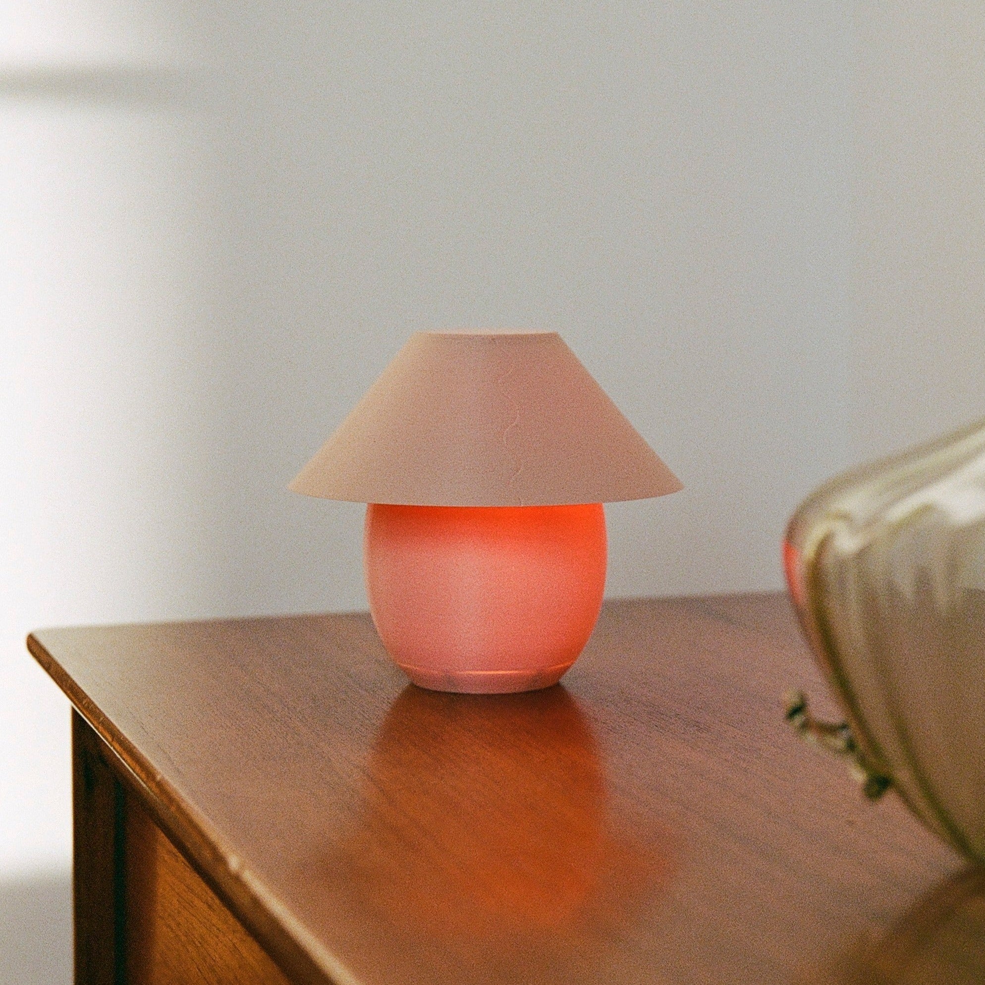 Scoop Lamp | 3D Printed Ceramic-Inspired Designer Table Lamp – Analuisa Corrigan x Wooj Design
