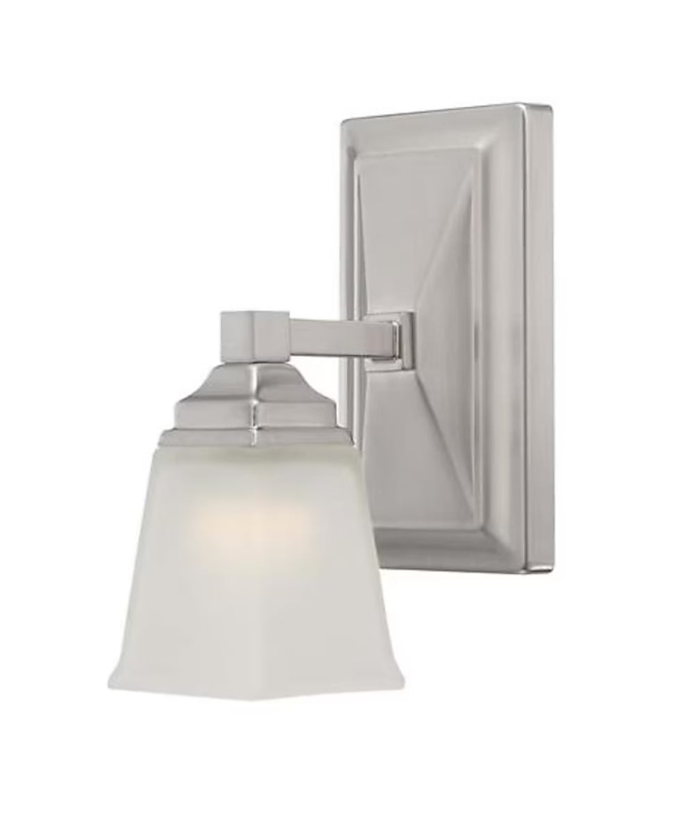 Anto Wall Lamp