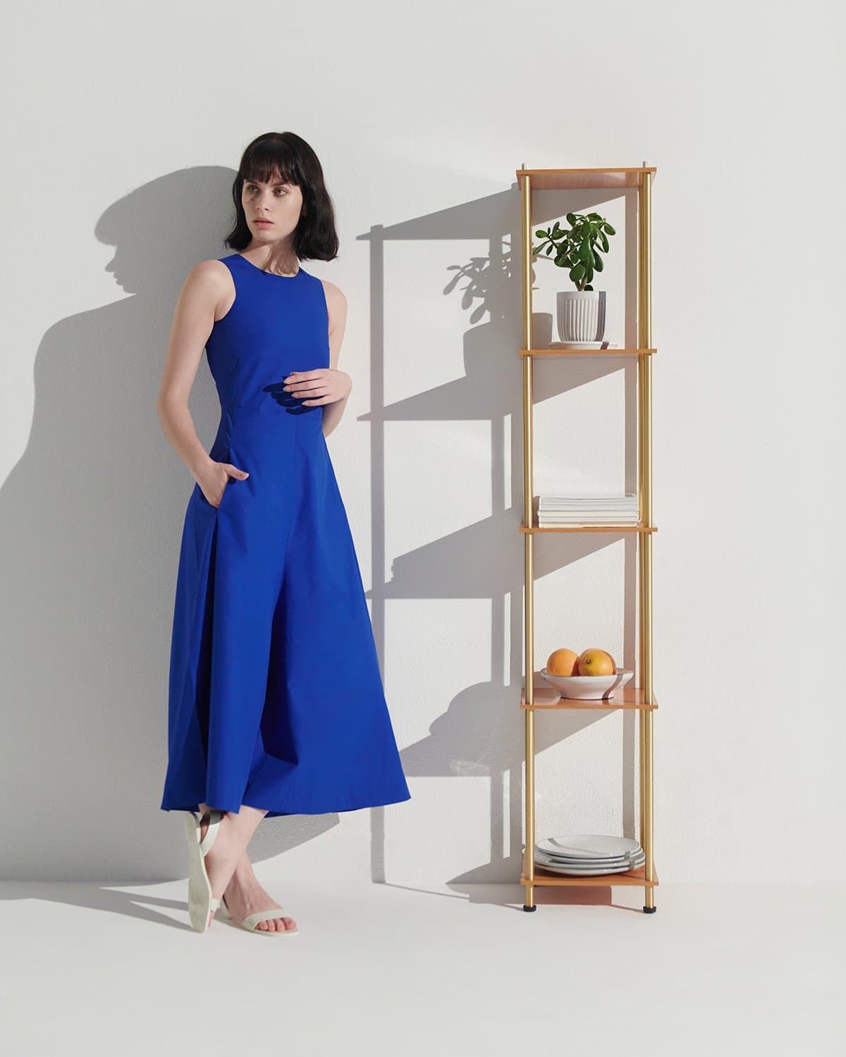 Aria Shelf Floor Lamp | Floor Lamp with Shelves – Brightech