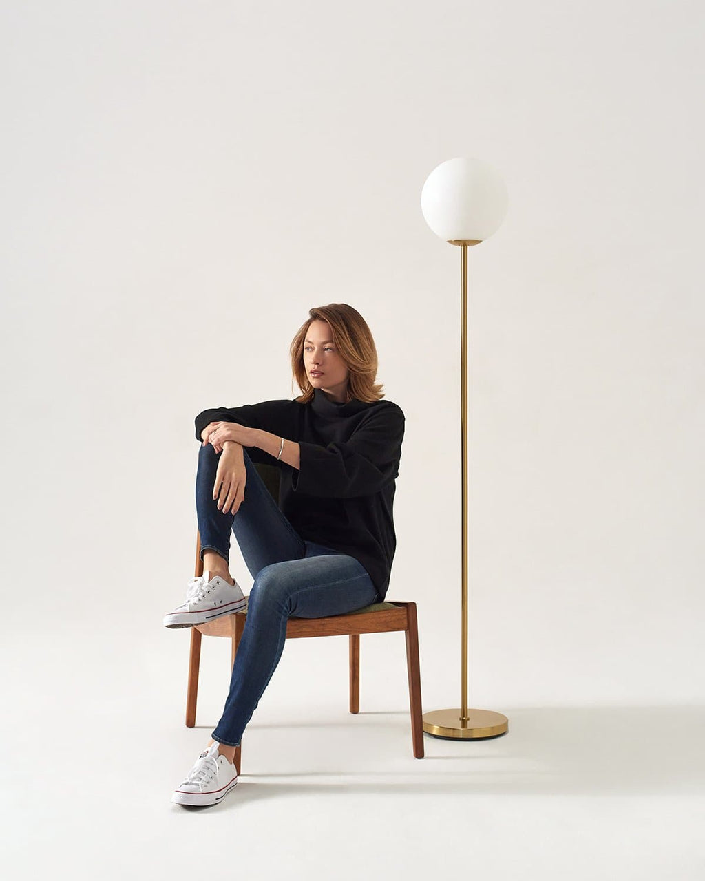 Luna LED Floor Lamp | Brass Globe Floor Lamp – Brightech