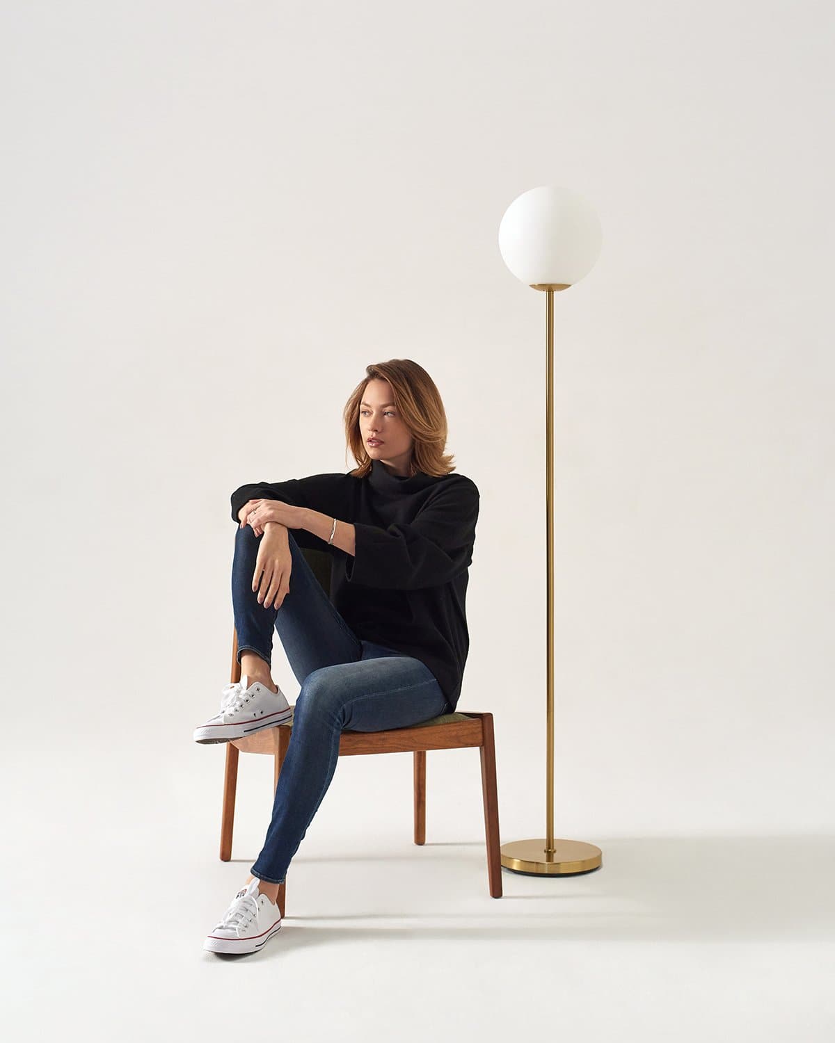 Luna LED Floor Lamp | Brass Globe Floor Lamp – Brightech