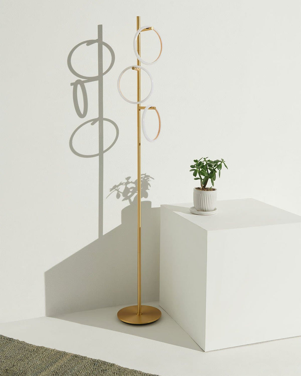 Saturn Ring Floor Lamp | Modern Globe Floor Lamp