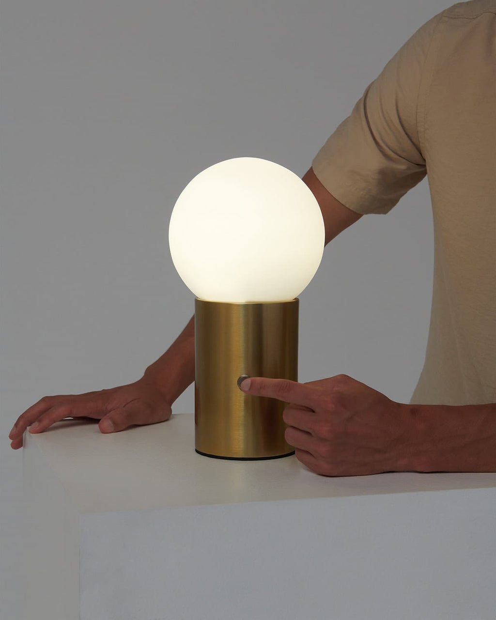Kai Table Lamp | Minimalist Brass Desk Lamp – Brightech