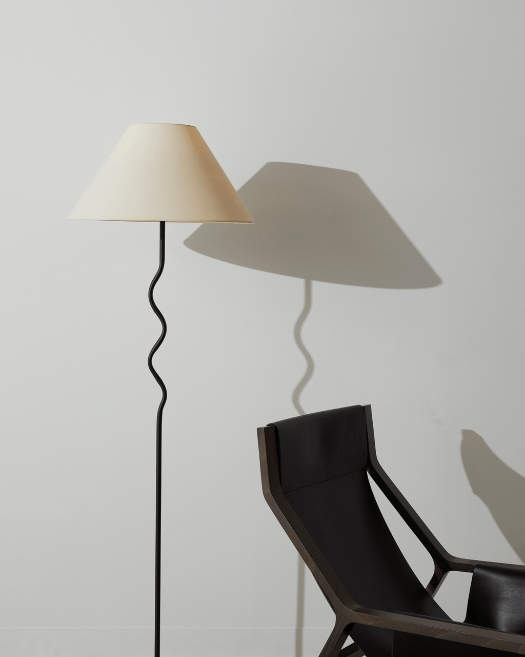 Squiggle Floor Lamp | Curvy Sculptural Floor Lamp – Brightech
