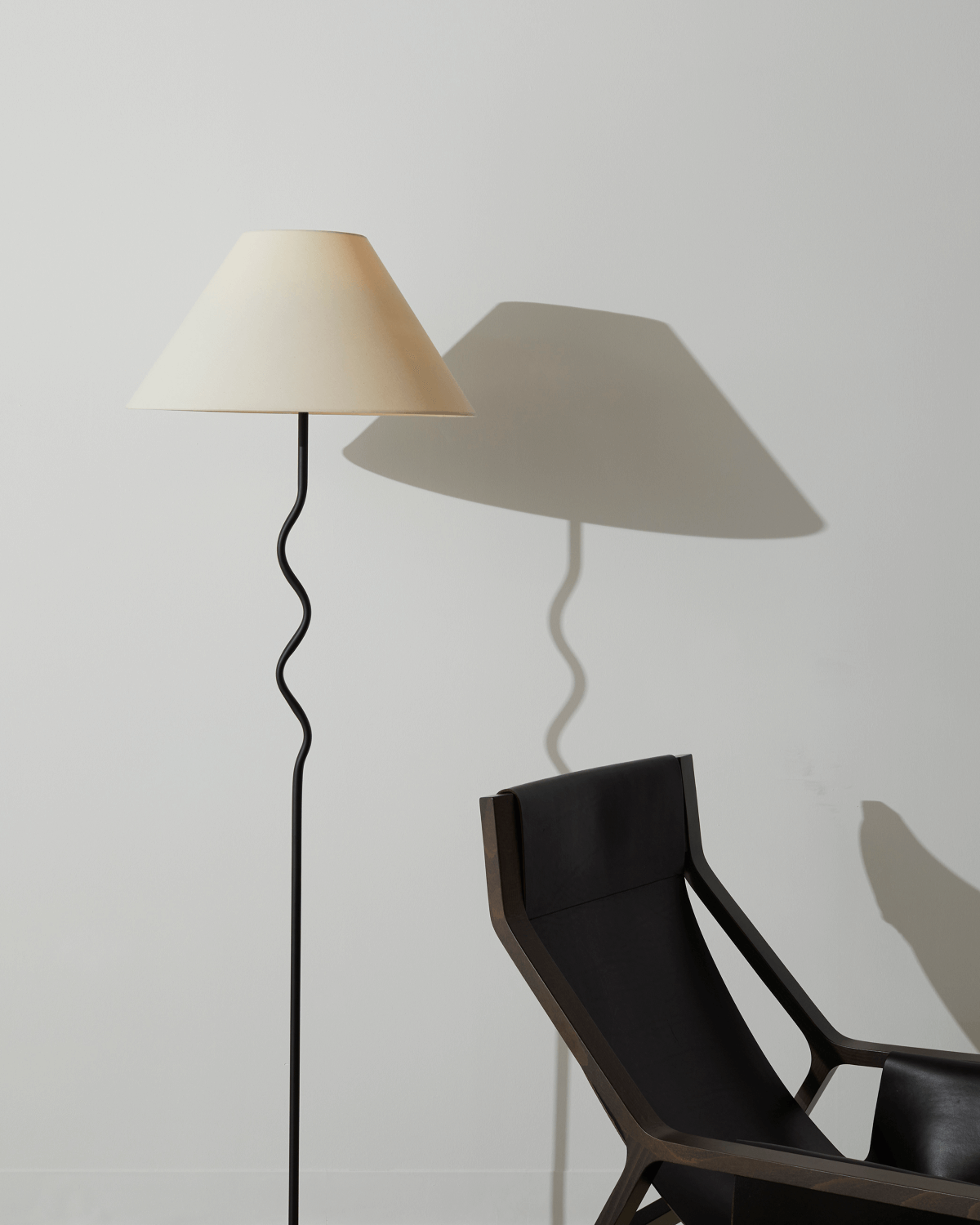 Squiggle Floor Lamp | Curvy Sculptural Floor Lamp – Brightech