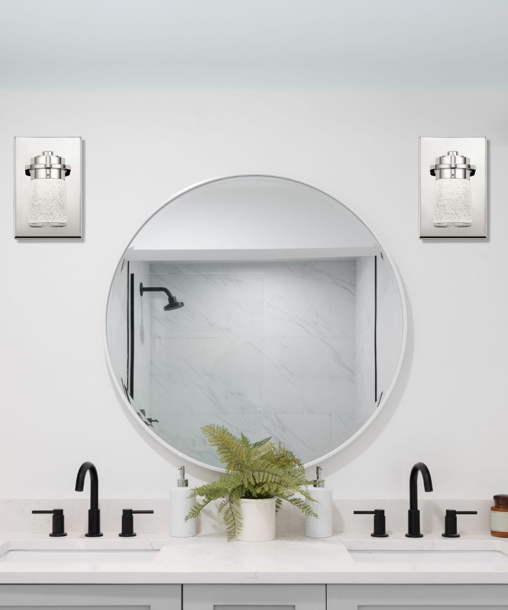 Vada Wall Lamp by Kichler