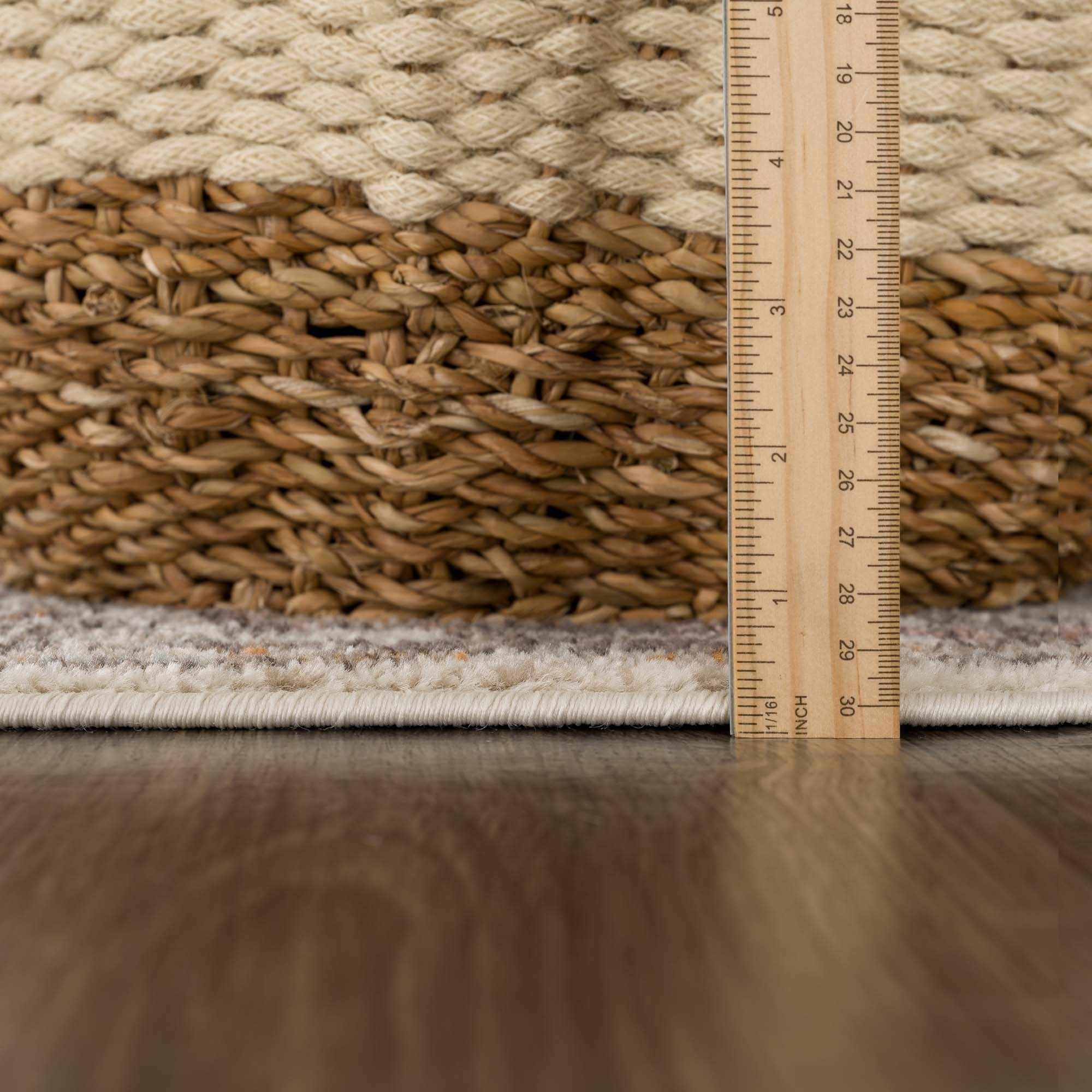 Herstmonceux Traditional Area Rug | Elegant Medium-Pile Rug – Boutique Rugs