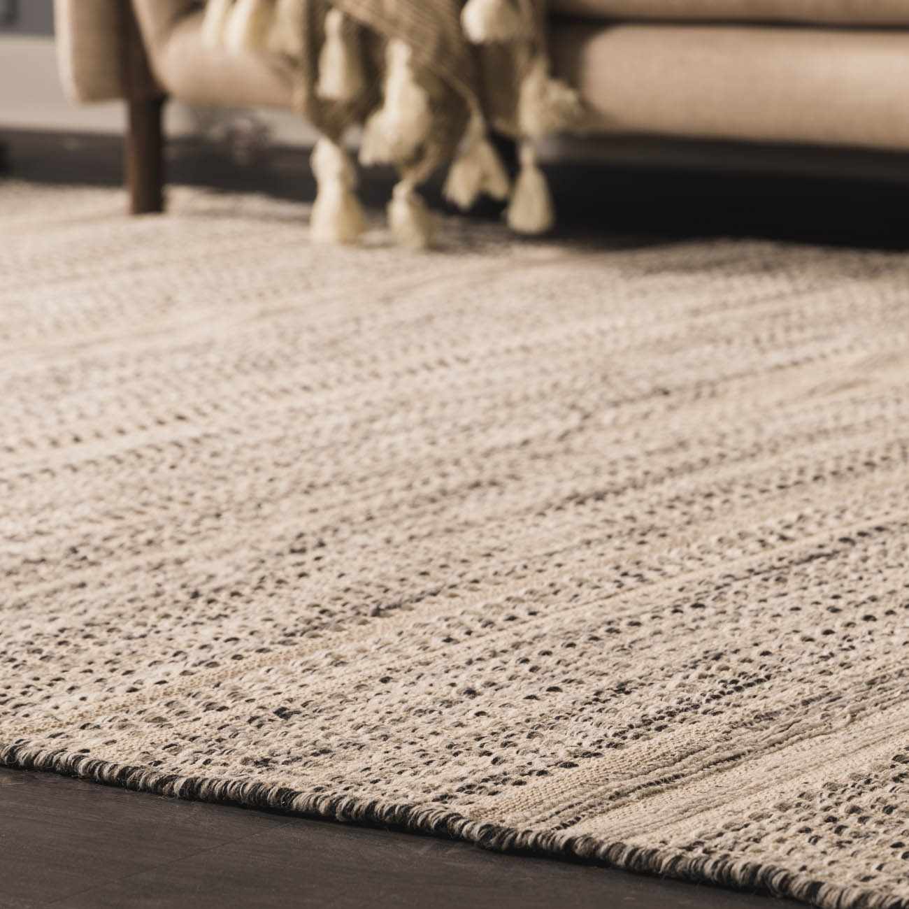 Arabi Hand Woven Wool Area Rug