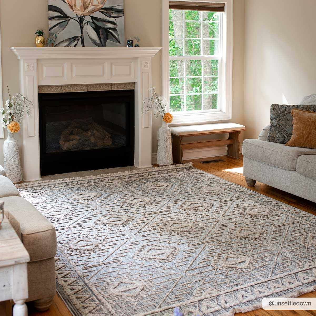 Agoo Aztec-Inspired Area Rug | Neutral Tones