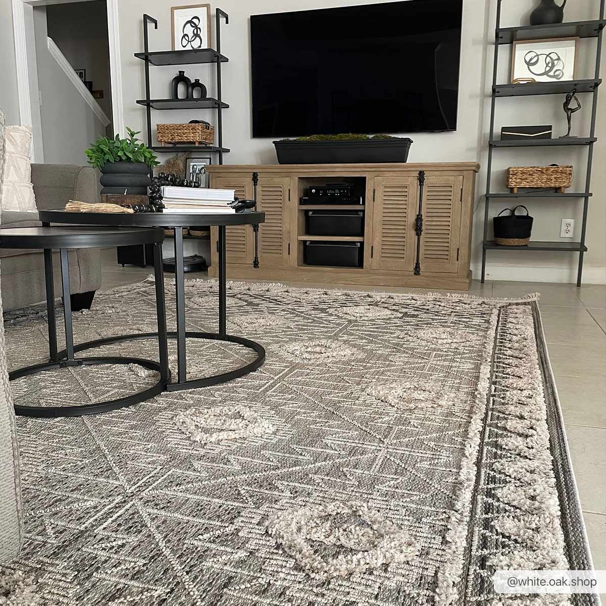 Agoo Aztec-Inspired Area Rug | Neutral Tones