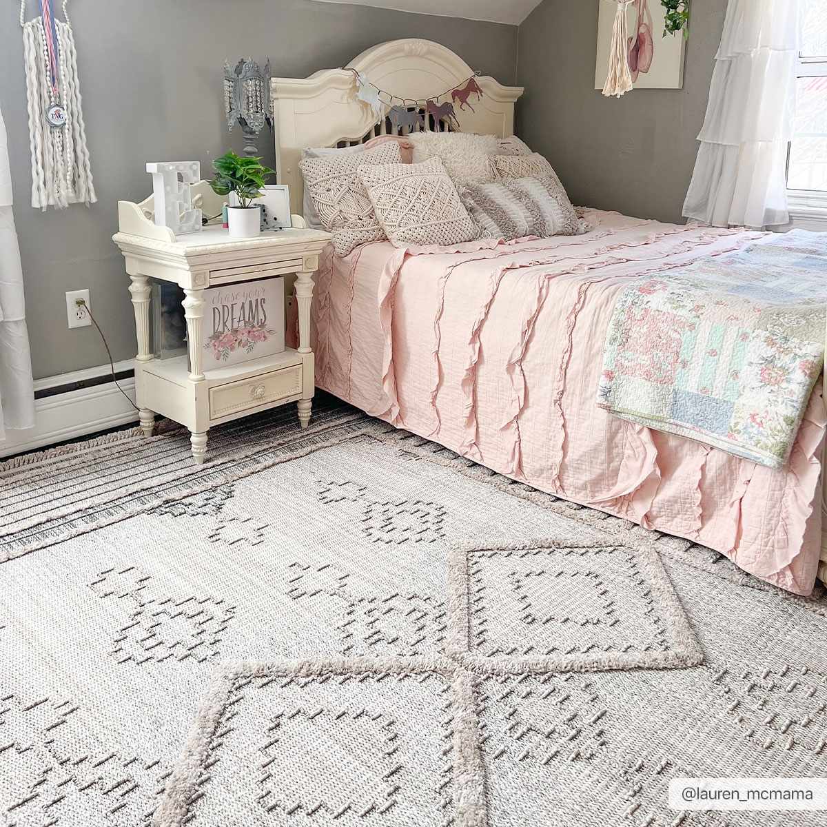 Amaga High-Low Area Rug | Diamond Pattern Design