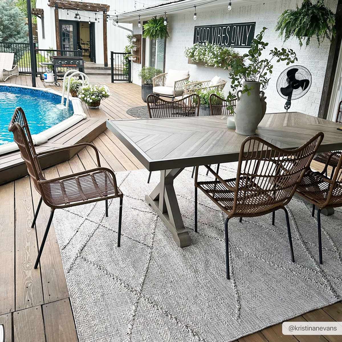 Baqer Bone & Tan Indoor/Outdoor Area Rug | Crosshatch Design