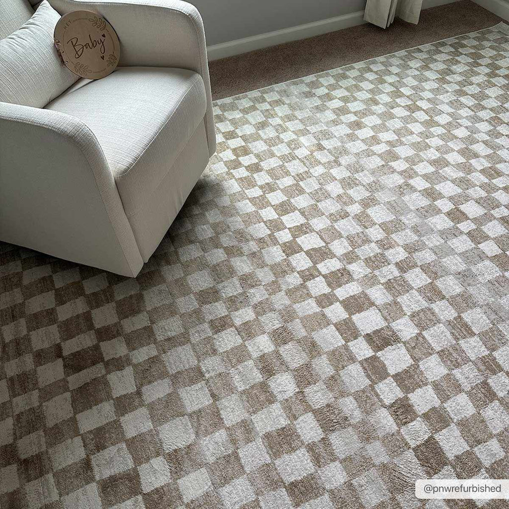 Benjy Cream & Gold Checkered Area Rug | Distressed Plush Design