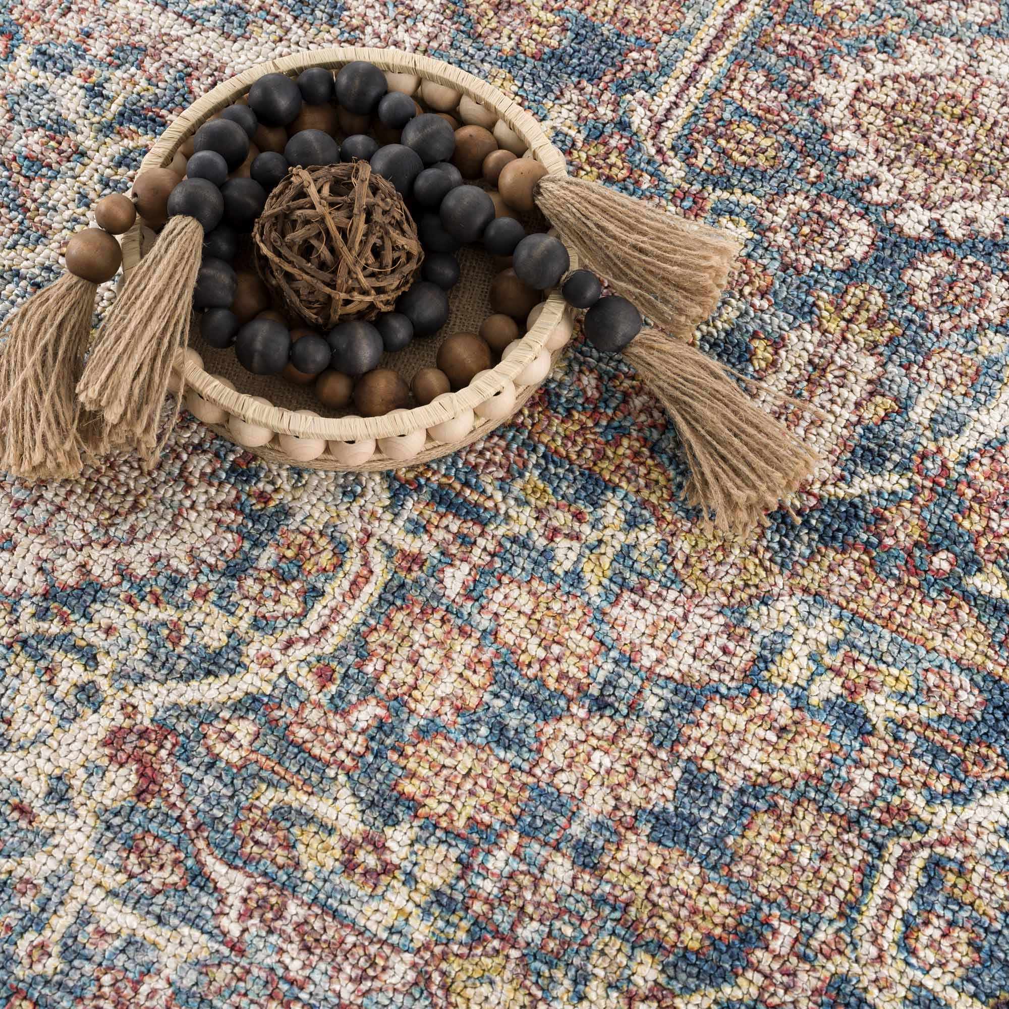 Avel Washable Area Rug | Traditional Bordered Design