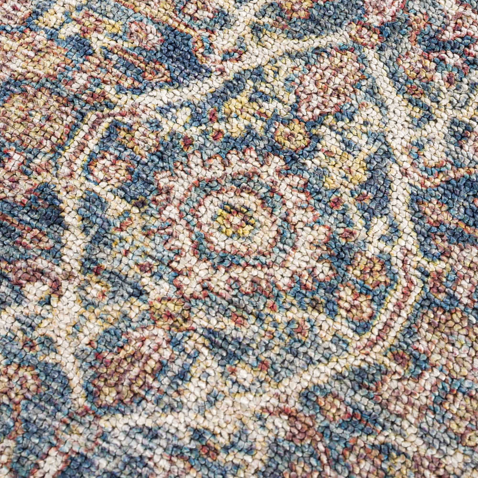 Avel Washable Area Rug | Traditional Bordered Design