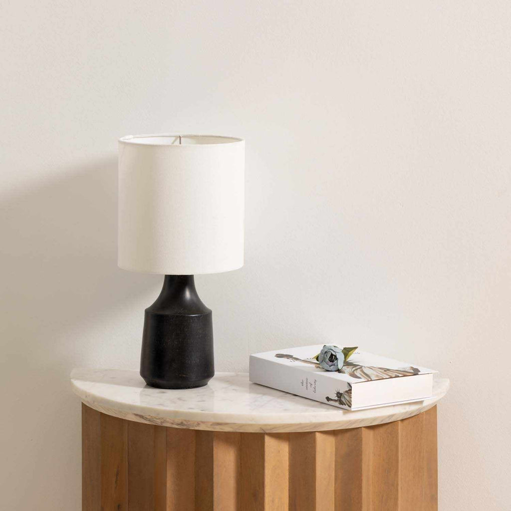 Canayan Resin Table Lamp