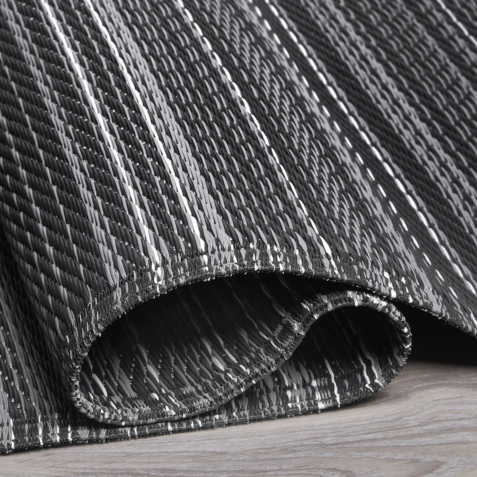 Cancun Outdoor Rug | Modern Striped Multicolor Design