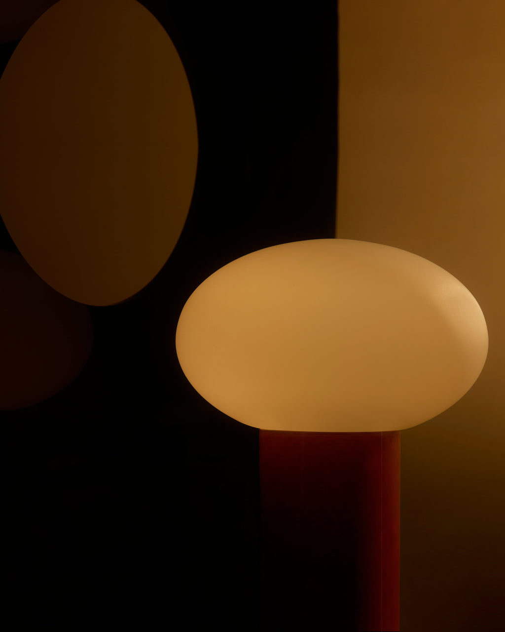 Ivy Table Lamp | Modern Frosted Globe Table Lamp – Brightech
