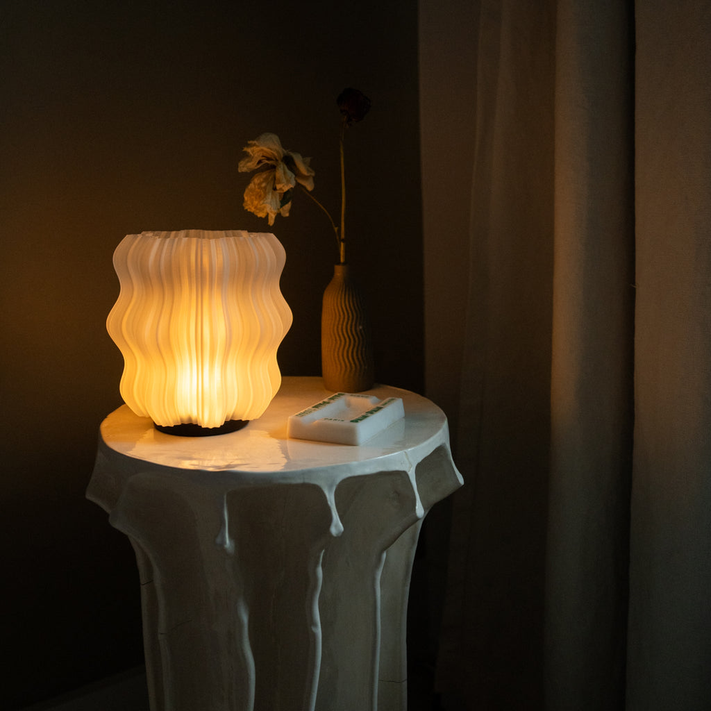 Cordless Mini Wavy Lamp | Rechargeable 3D Printed Table Lamp – Wooj Design