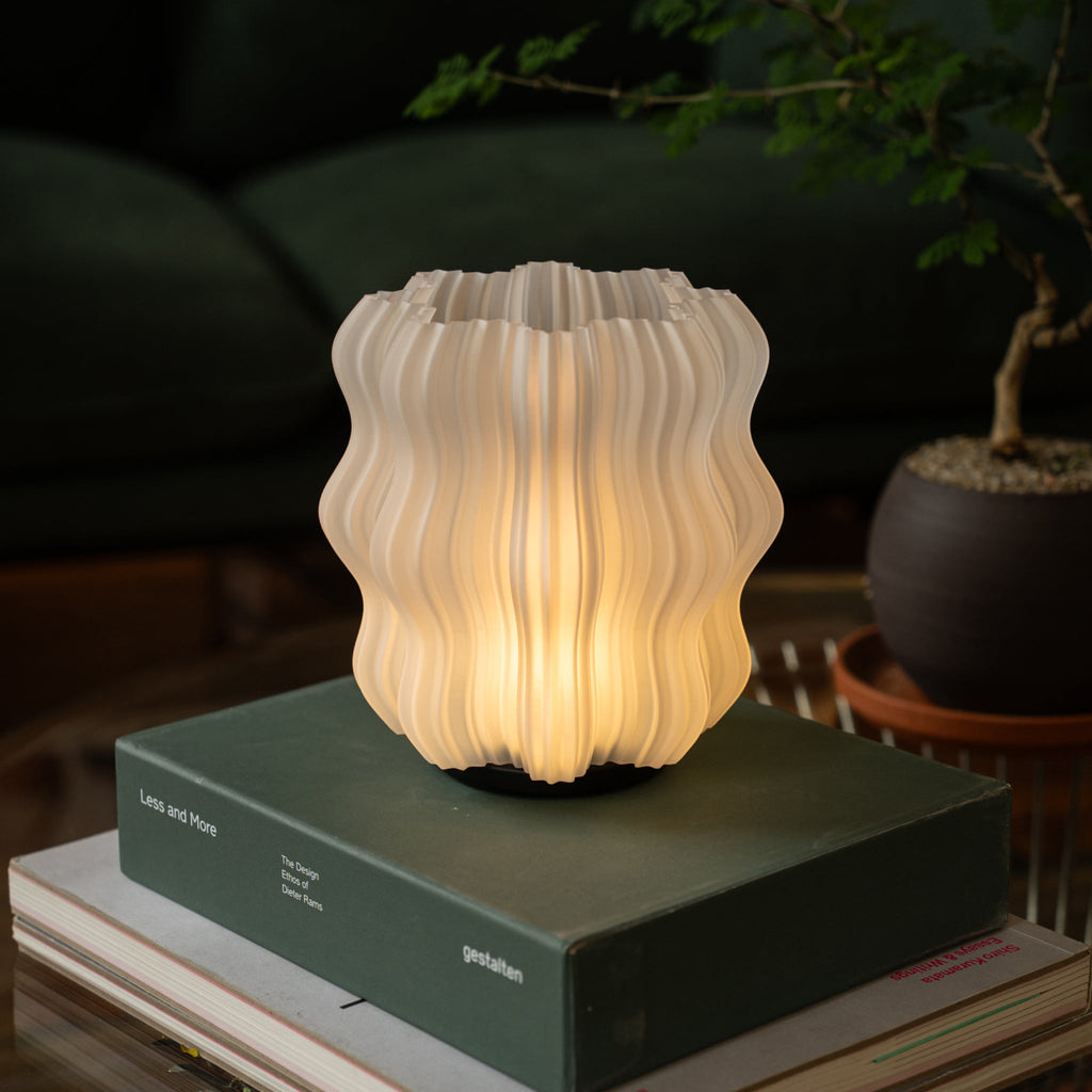 Cordless Mini Wavy Lamp | Rechargeable 3D Printed Table Lamp – Wooj Design