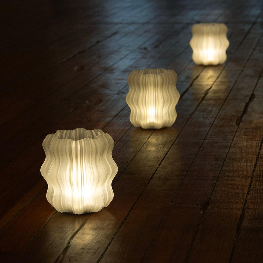 Cordless Mini Wavy Lamp | Rechargeable 3D Printed Table Lamp – Wooj Design