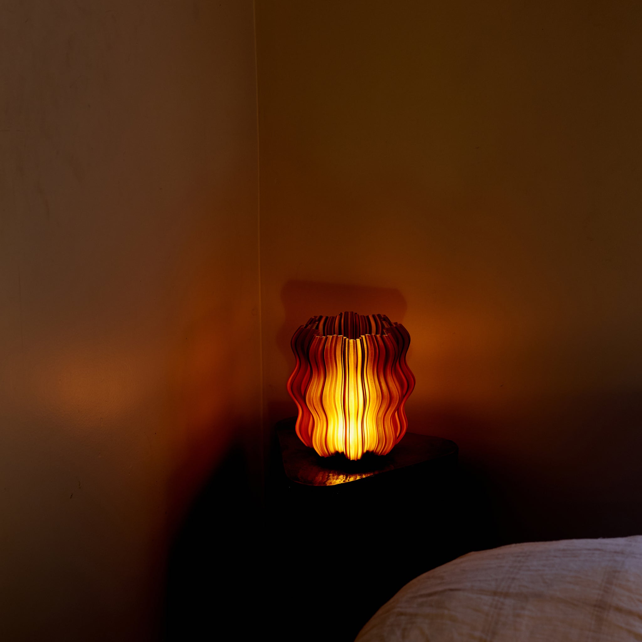 Cordless Mini Wavy Lamp | Rechargeable 3D Printed Table Lamp – Wooj Design