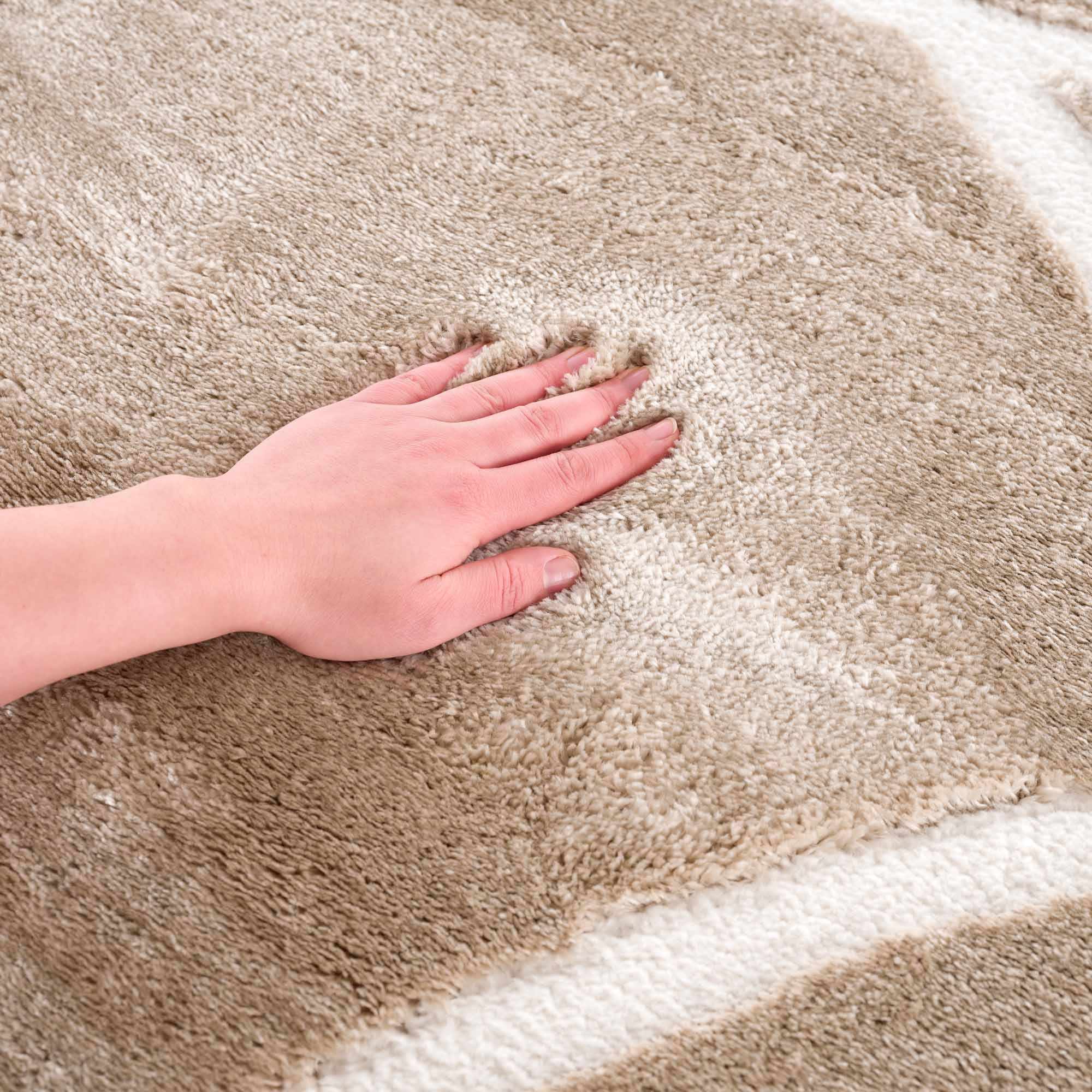 Azana Cream Area Rug | Modern Minimalist Line Design