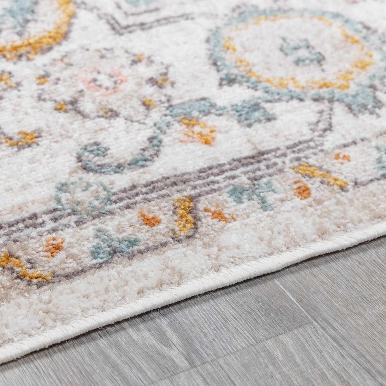 Herstmonceux Traditional Area Rug | Elegant Medium-Pile Rug – Boutique Rugs