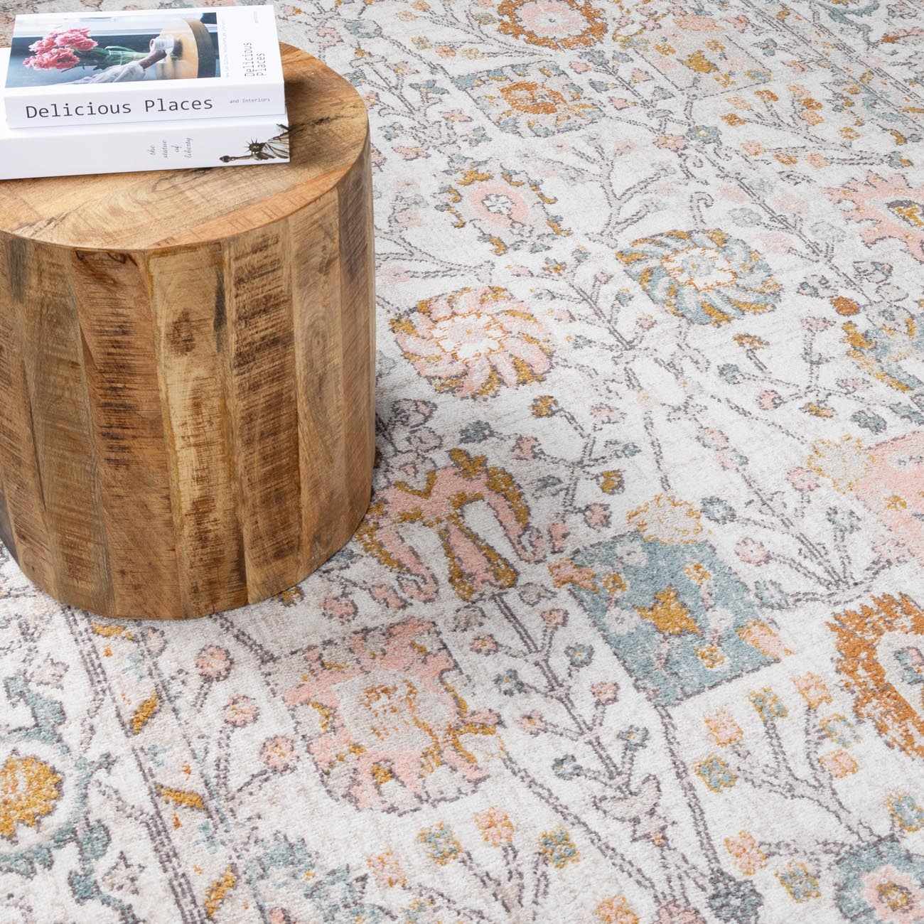 Herstmonceux Traditional Area Rug | Elegant Medium-Pile Rug – Boutique Rugs