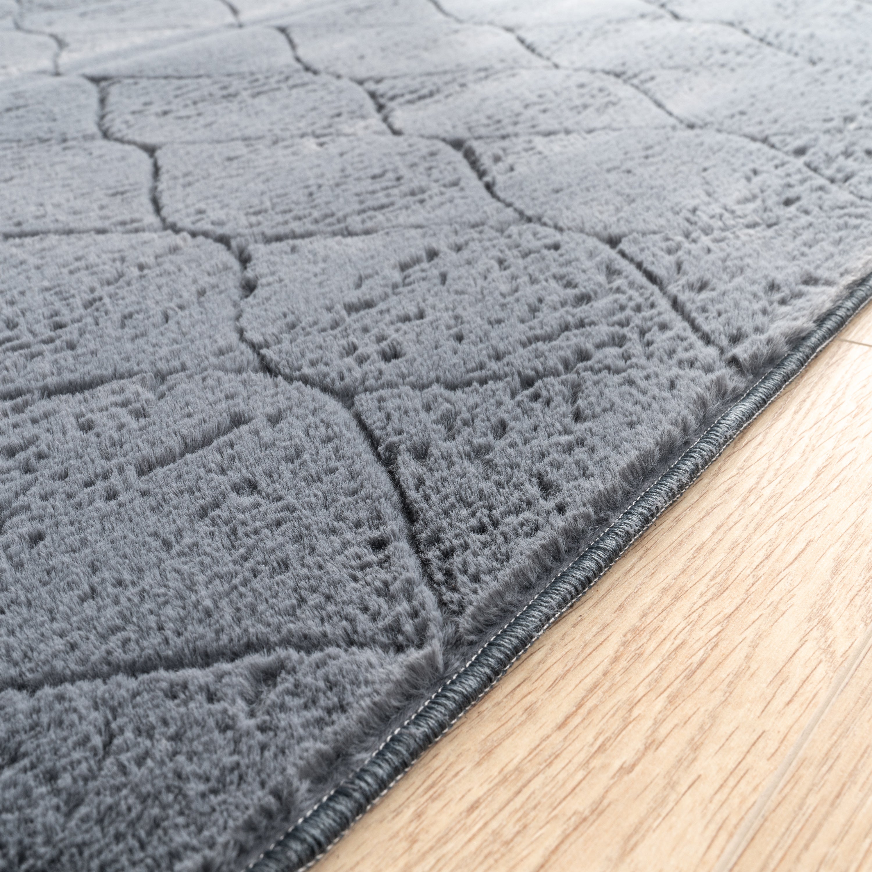 Soft Washable Area Rug Aspen with Moroccan Pattern