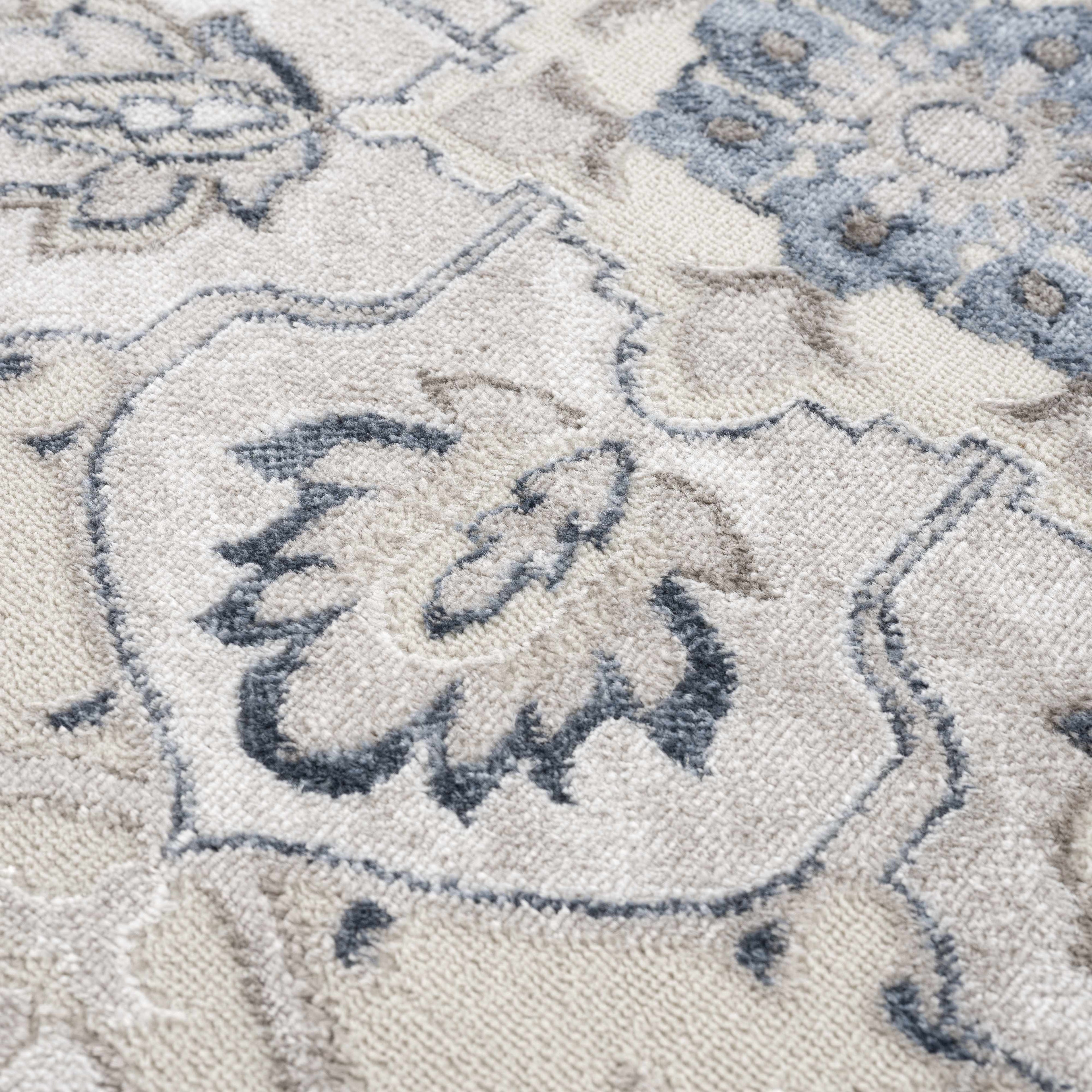Calum Blue & Gray Medallion Area Rug | Floral Pattern Design