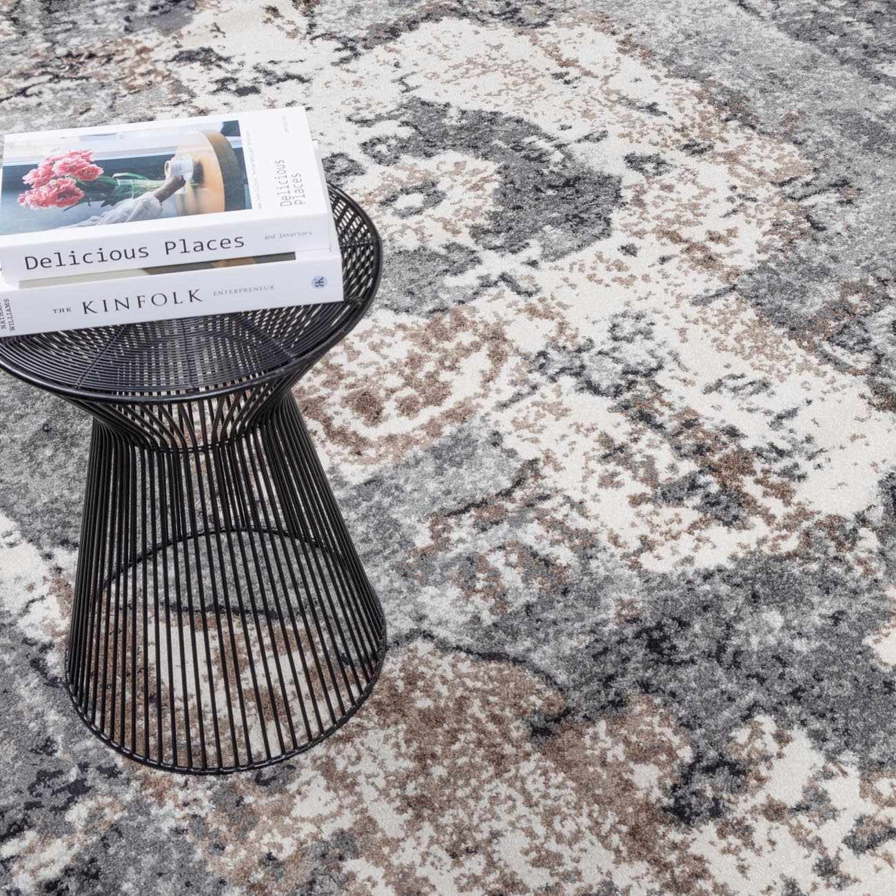 Newalla Area Rug | Classic Polypropylene Rugs