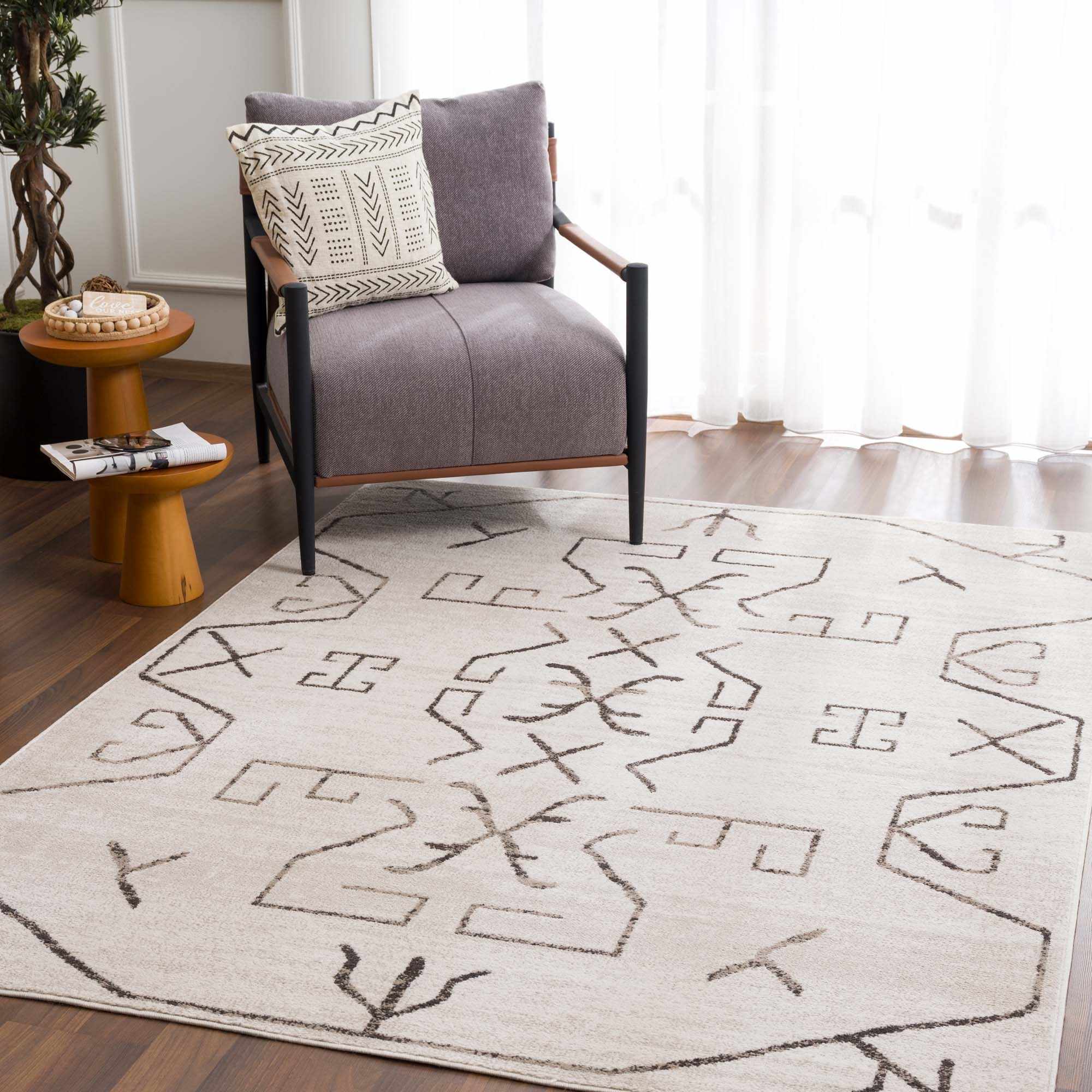 Azzan Cream & Charcoal Area Rug | Boho Aztec Design – Hauteloom