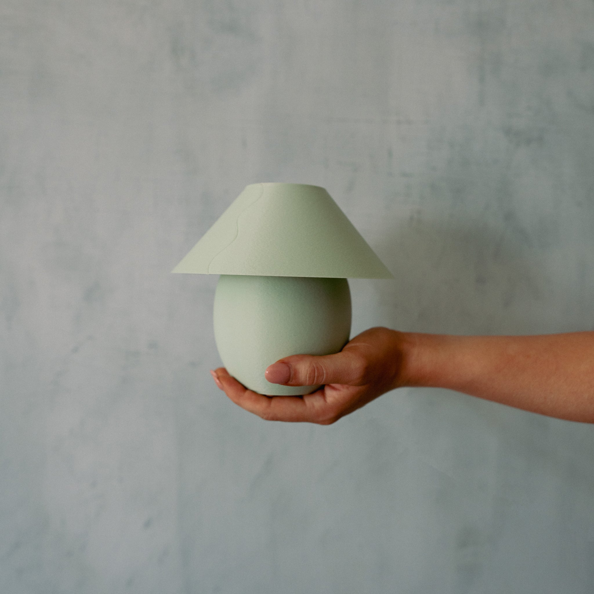 Scoop Lamp | 3D Printed Ceramic-Inspired Designer Table Lamp – Analuisa Corrigan x Wooj Design