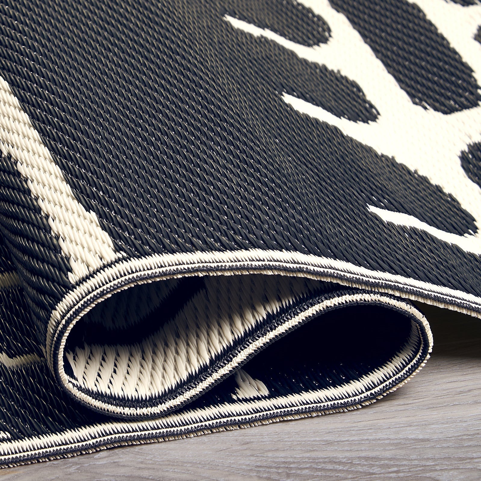 Serowe Black & White Outdoor Rug | Tribal Double-Sided Design