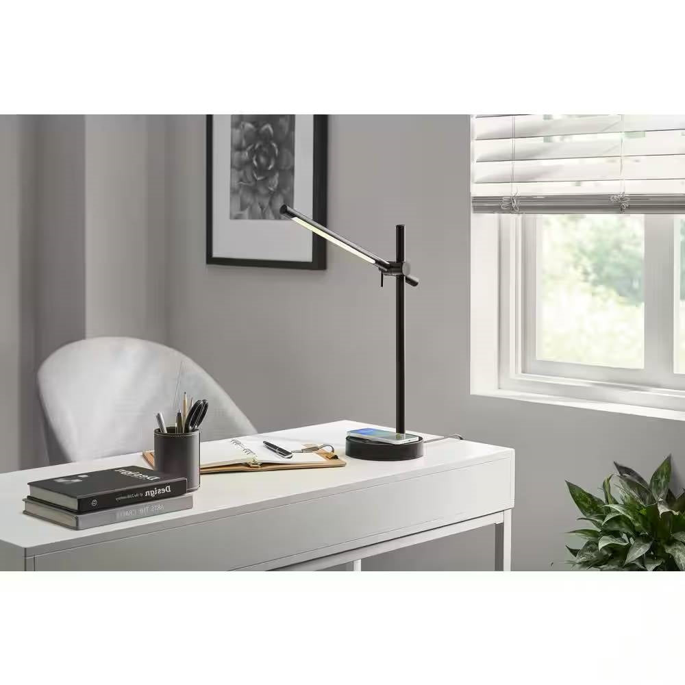 LED Desk Light Table Lamp with Wireless Charging