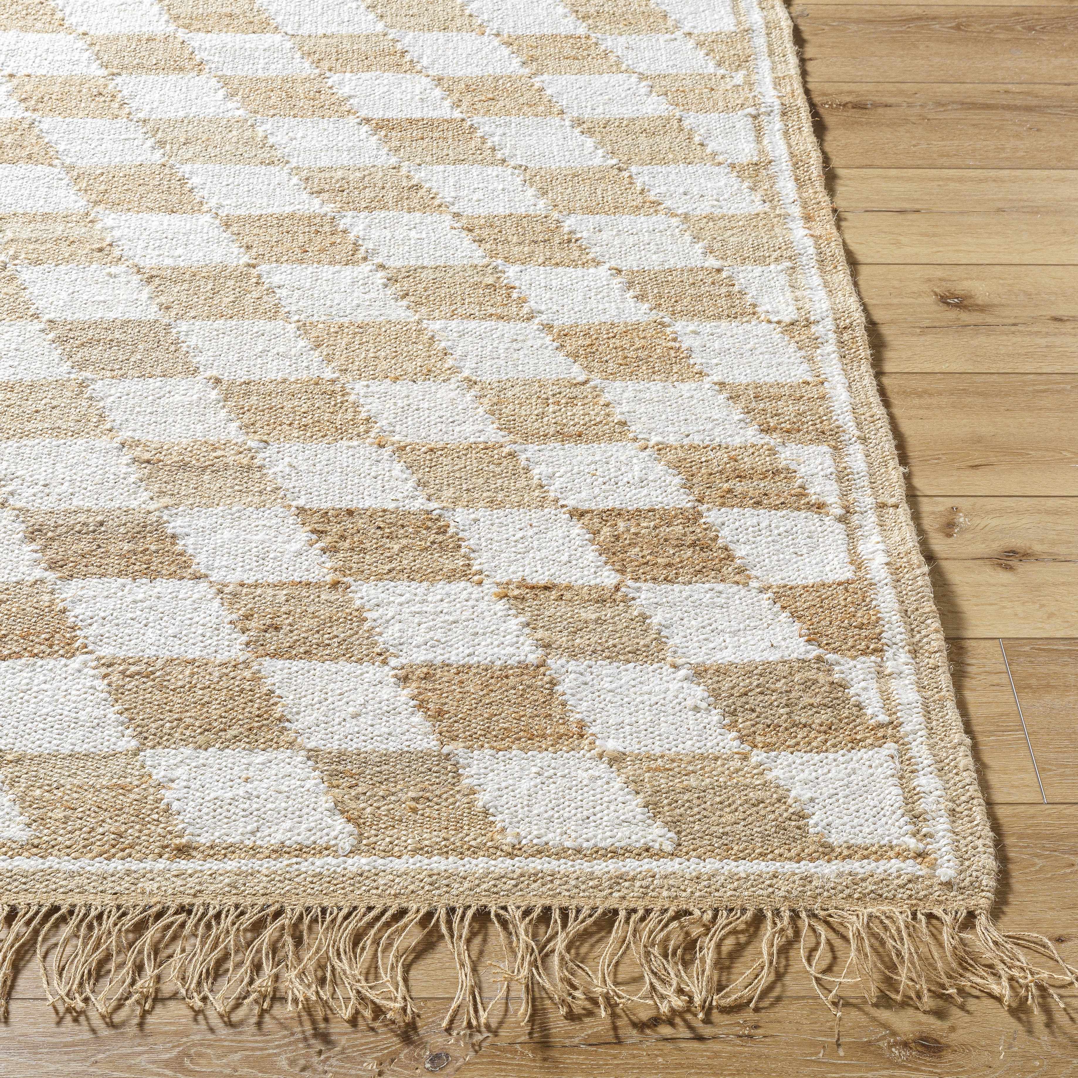 Kamey Tiria Handmade Jute Area Rug