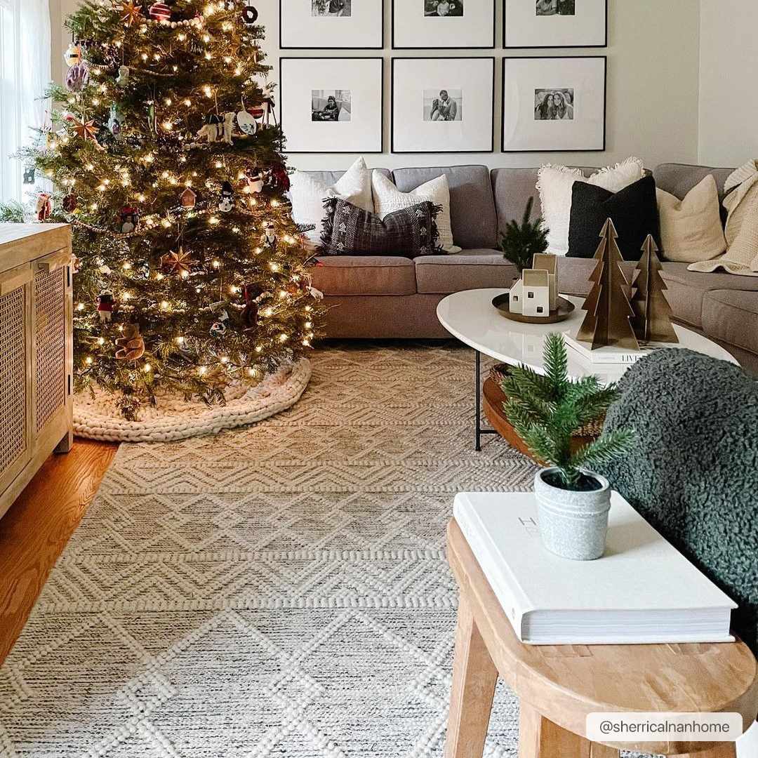 Whittington Hand Woven Wool Area Rug