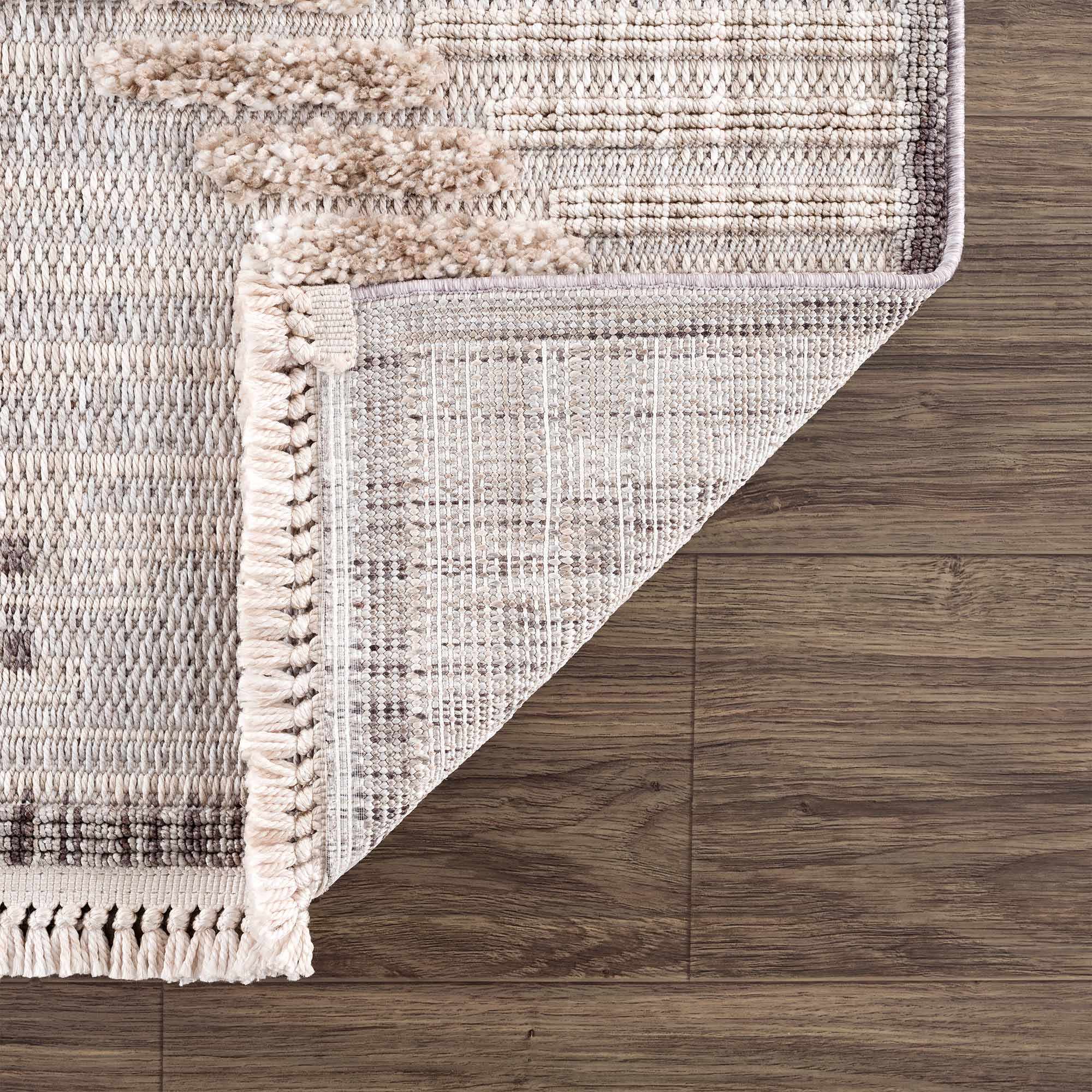 Maulawin Area Rug