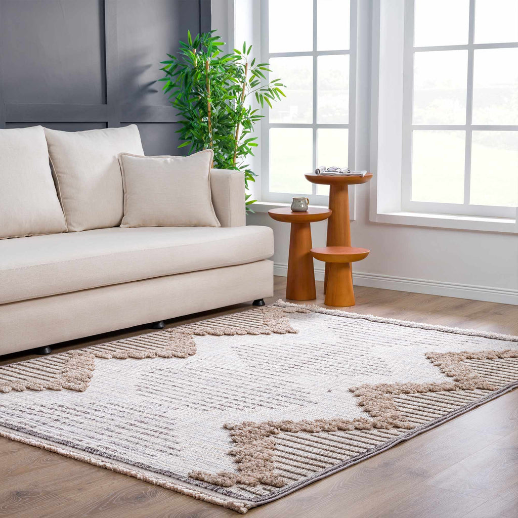 Maulawin Area Rug