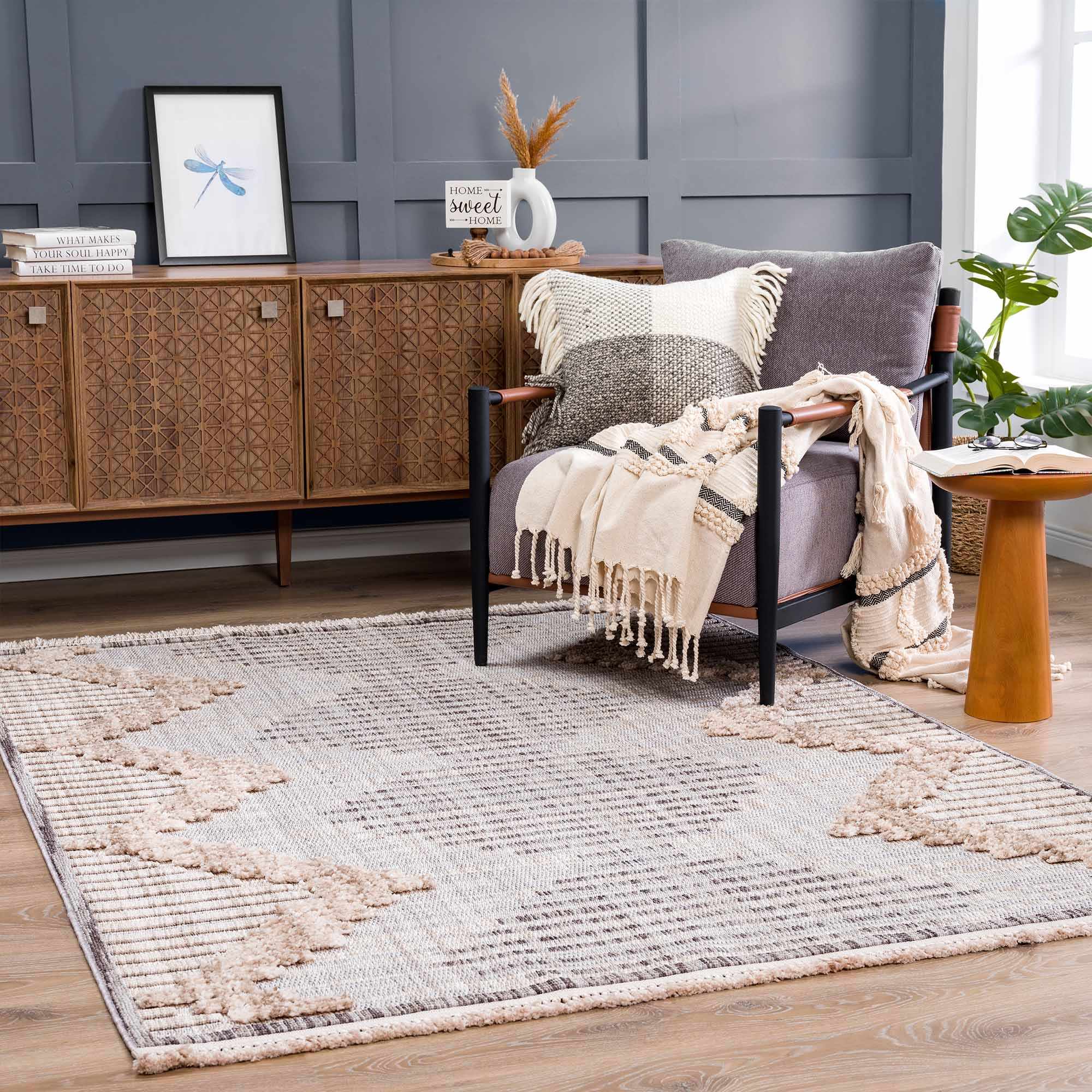 Maulawin Area Rug