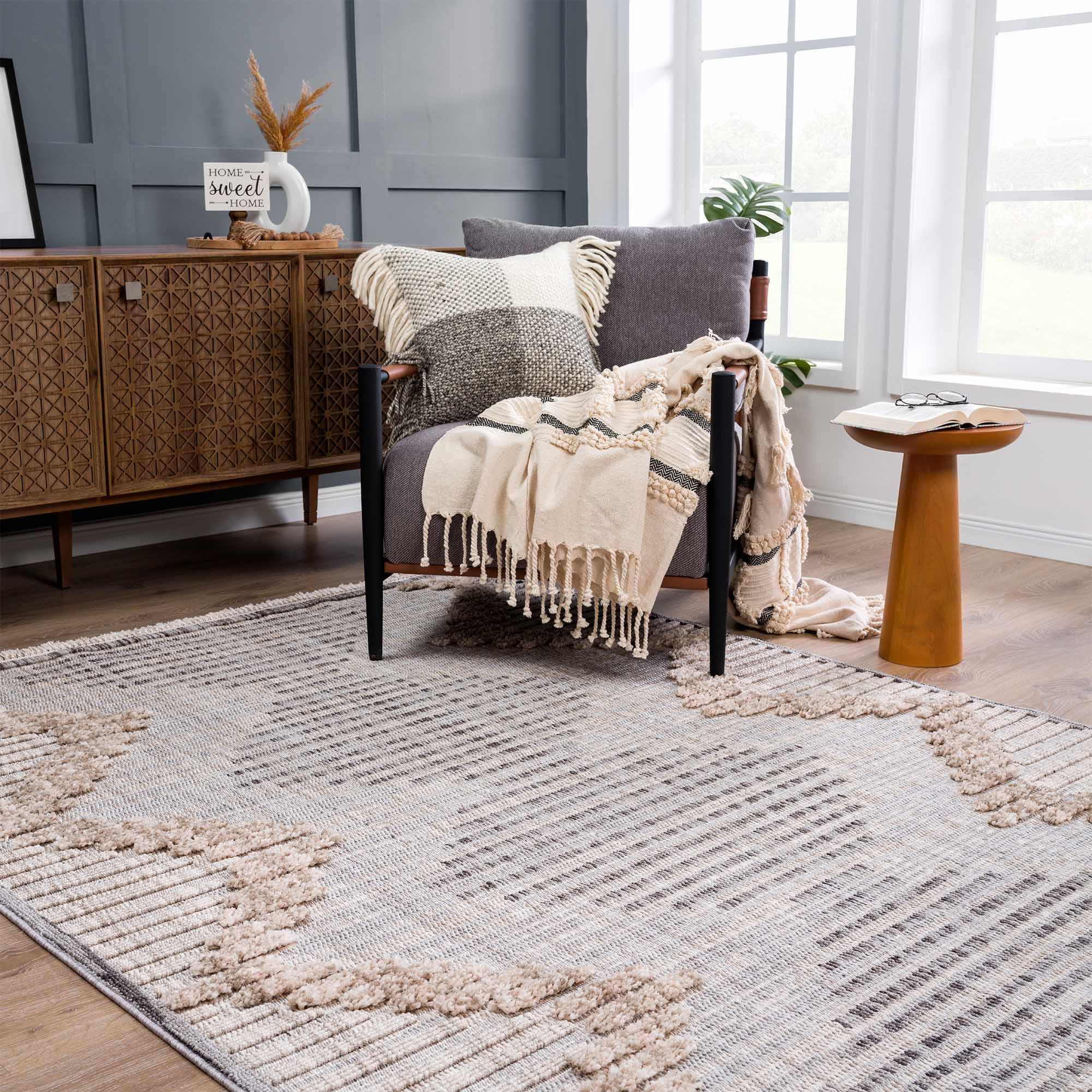 Maulawin Area Rug