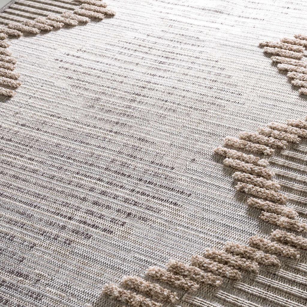 Maulawin Area Rug