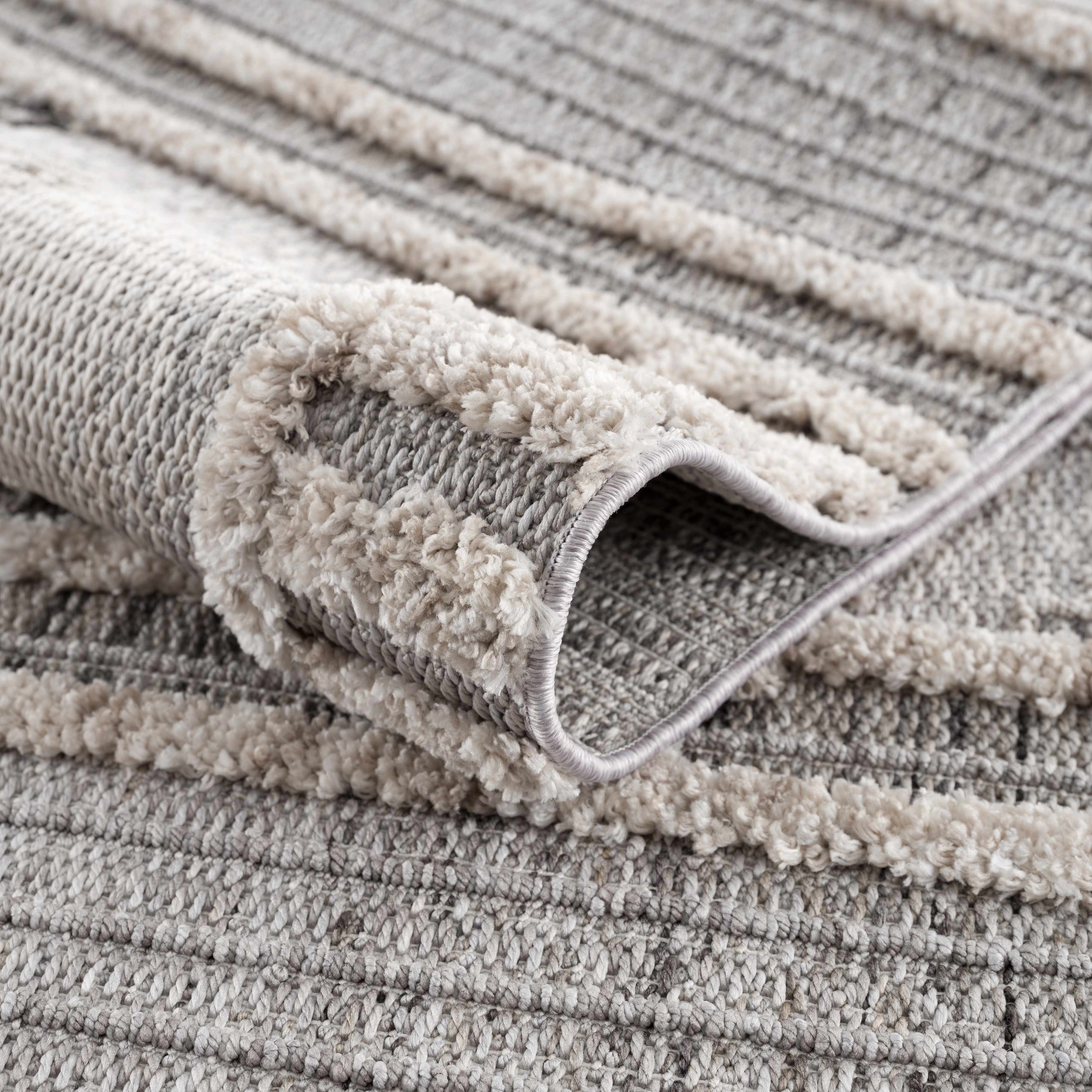 Amaga High-Low Area Rug | Diamond Pattern Design