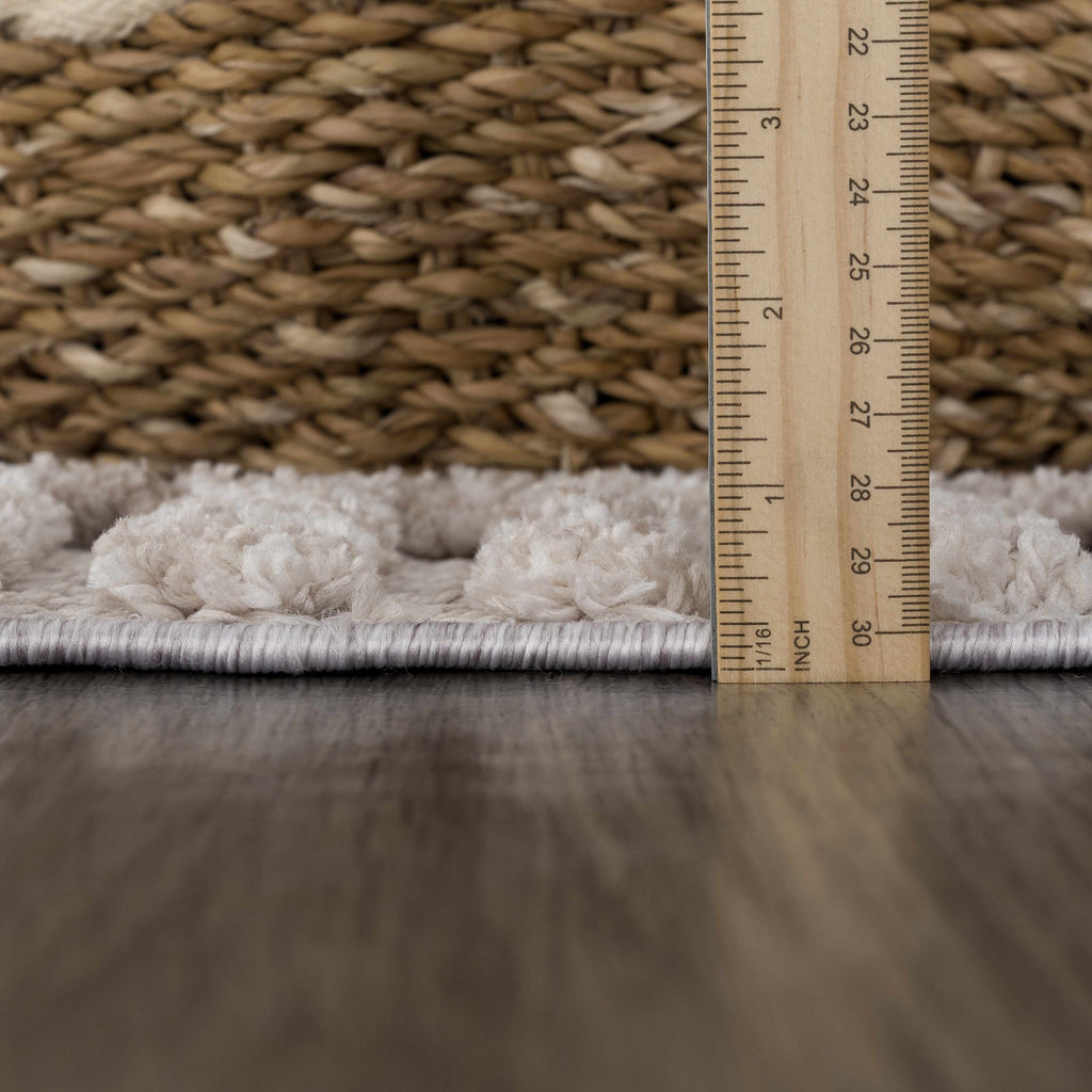 Amaga High-Low Area Rug | Diamond Pattern Design
