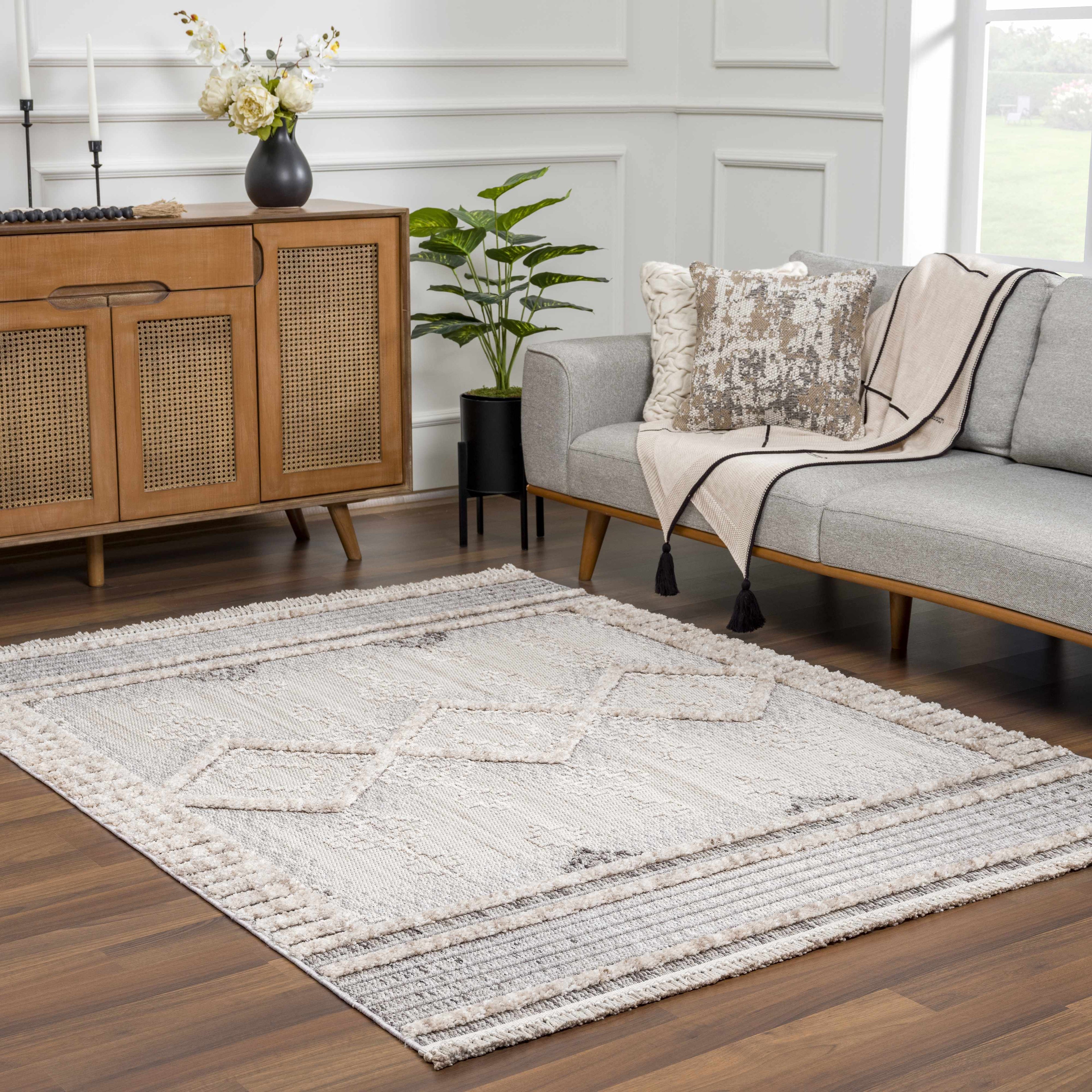 Amaga High-Low Area Rug | Diamond Pattern Design