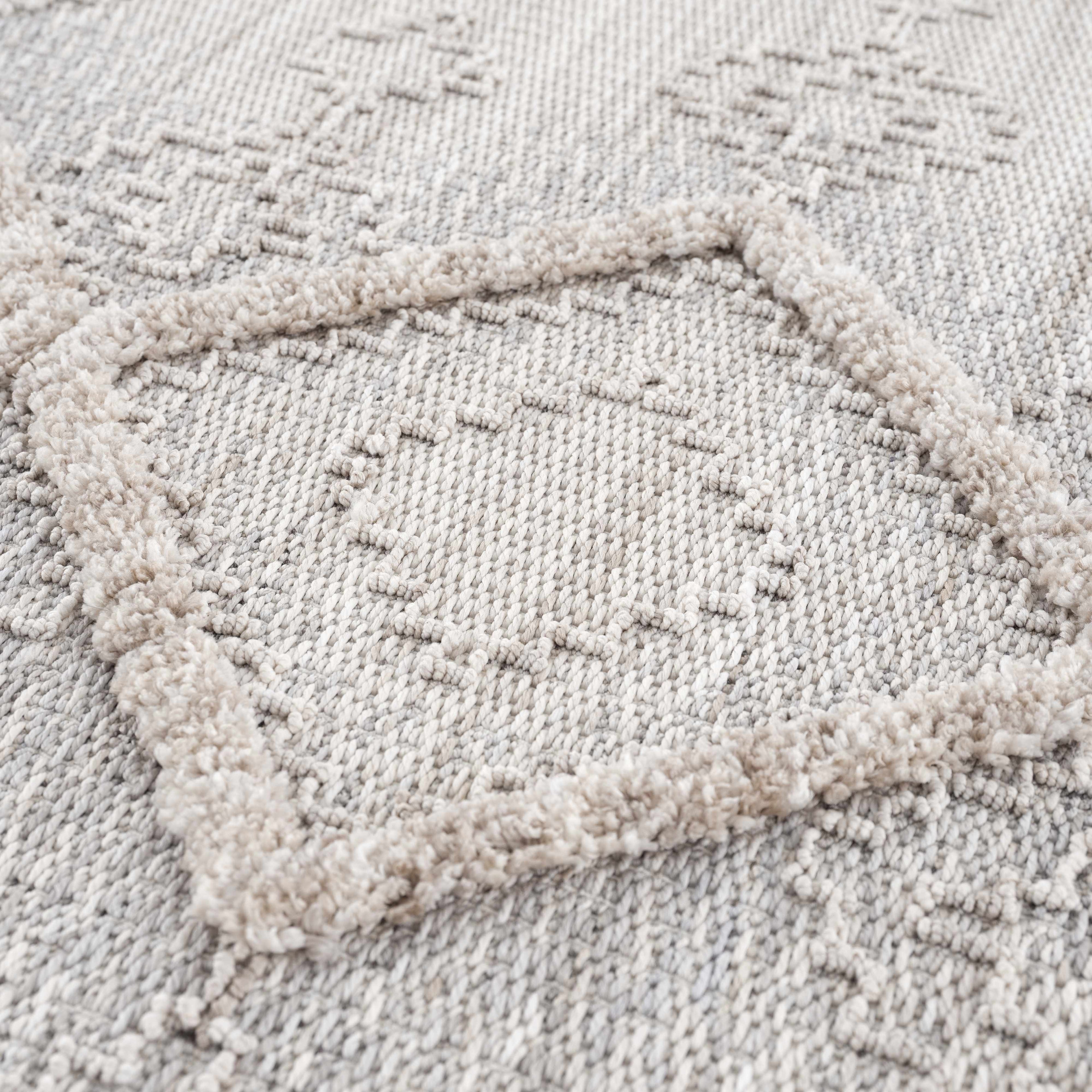 Amaga High-Low Area Rug | Diamond Pattern Design
