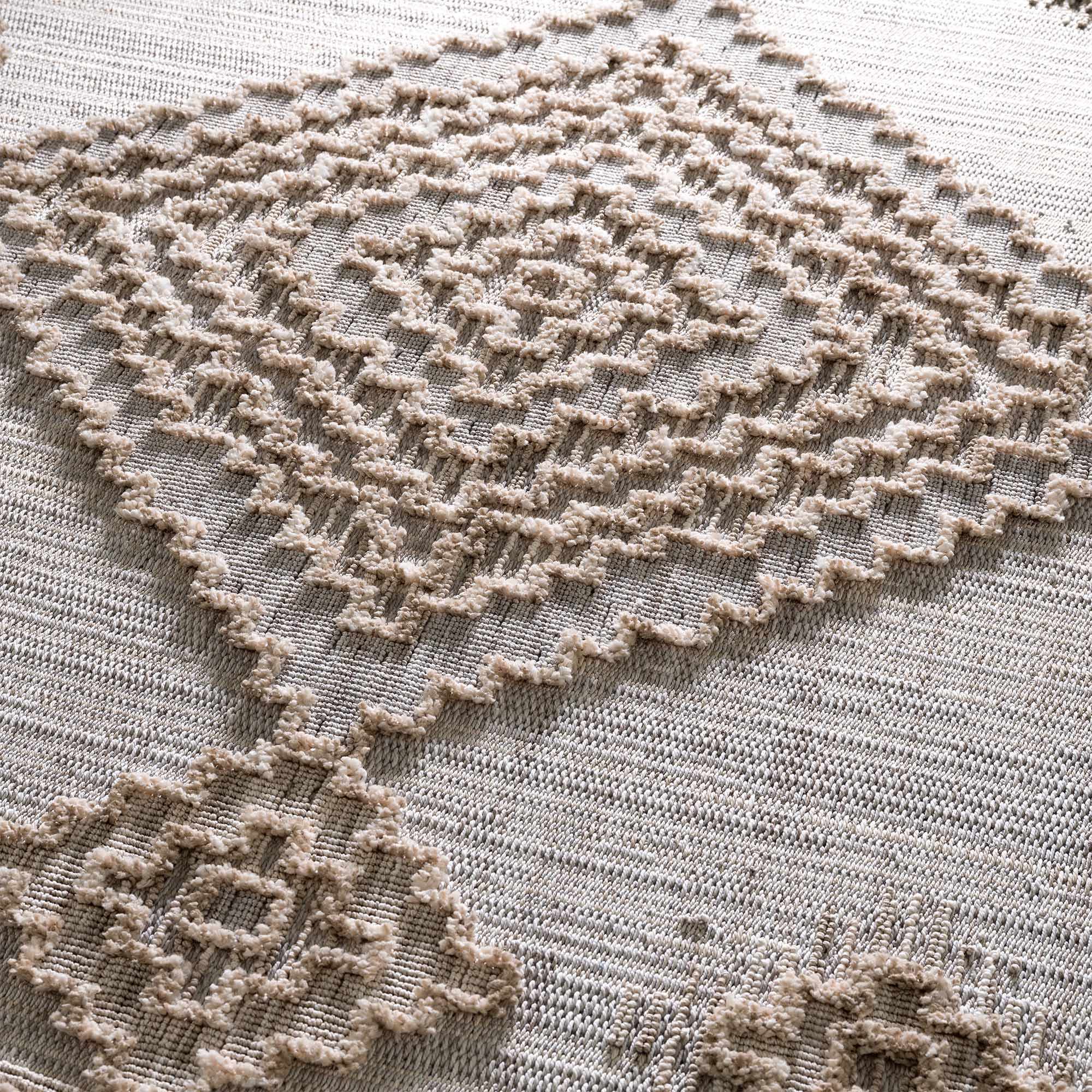 Ampusungan Pile Area Rug