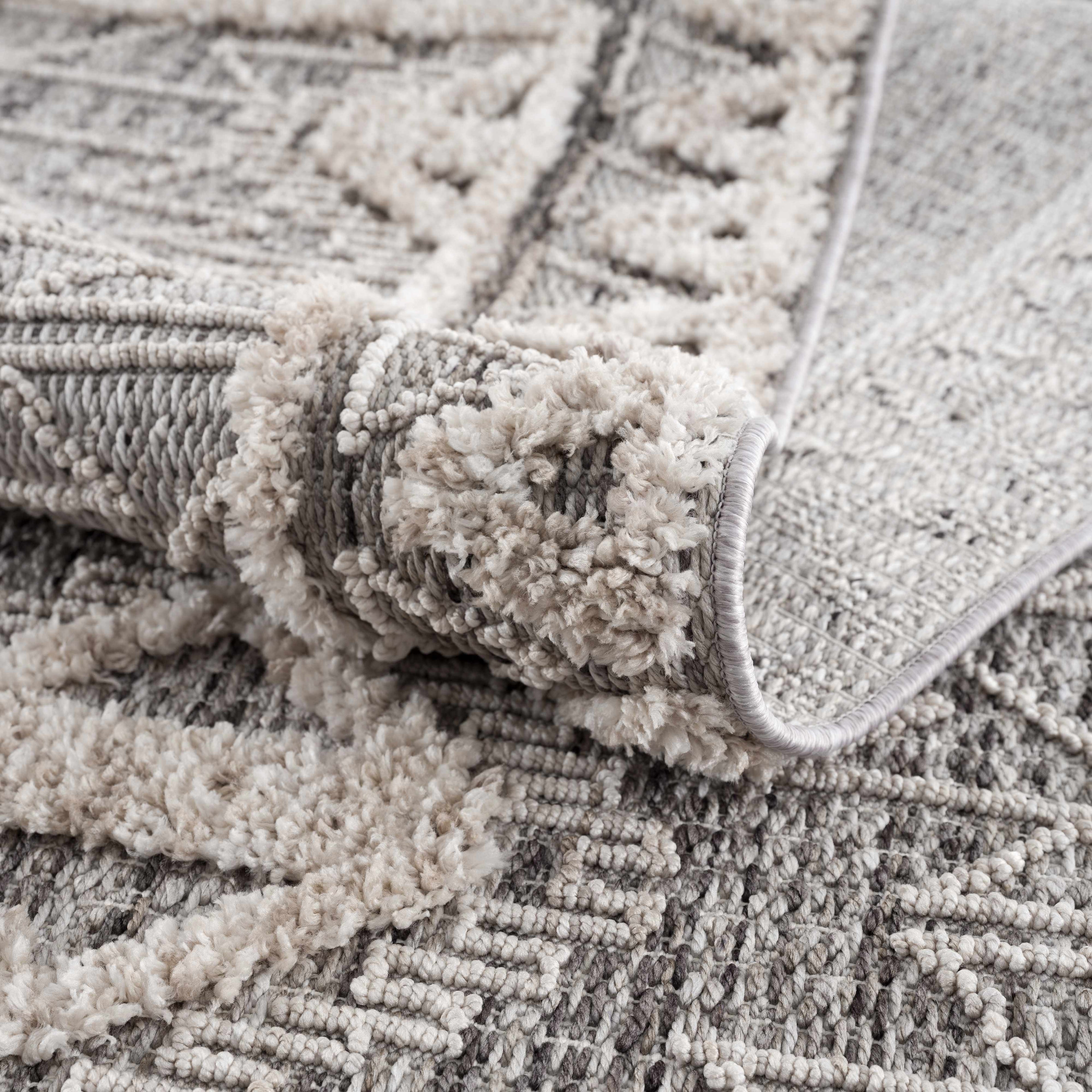 Agoo Aztec-Inspired Area Rug | Neutral Tones